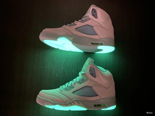 Boostmaster lin Easter DV0562-600 Air Jordan 5 0803